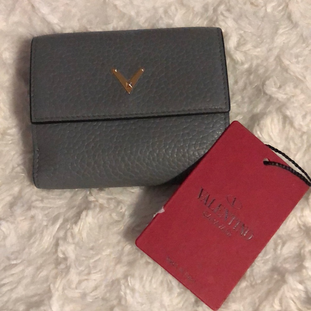 Valentino Garavani wallet grey.